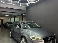 Usado Audi A3 S-Line 125 CV (91 kW) 2015 Gris / plata Berlina