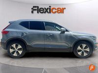 Usado Volvo XC40 Momentum 262 CV (192 kW) 2020 Gris / plata SUV