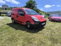 Usado Peugeot Bipper 68 CV (50 kW) 2011 Rojo Monovolumen