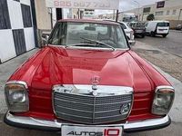 Usado Mercedes 220 114 CV (83 kW) 1975 Rojo Berlina