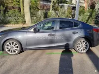 Begagnad Mazda 3 Luxury 120 HK (88 kW) 2015 Grå Sedan