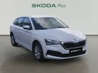 Nuevo Skoda Scala Selection 115 CV (84 kW) 2025 Blanco Utilitario