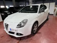Usado Alfa Romeo Giulietta Super 120 CV (88 kW) 2016 Blanco Berlina