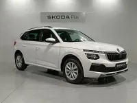 Usado Skoda Kamiq Selection 115 CV (84 kW) 2025 Blanco SUV