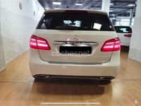 Usado Mercedes B200 AMG line 136 CV (100 kW) 2017 Blanco Monovolumen