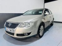 Usado VW Passat Trendline 105 CV (77 kW) 2006 Beige Familiar
