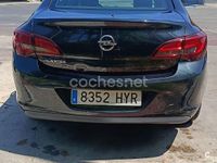 Usado Opel Astra Selective 115 CV (84 kW) 2014 Negro Berlina