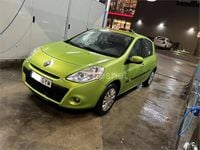 Usado Renault Clio II Exception 75 CV (55 kW) 2010 Verde Berlina