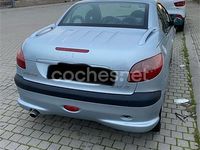 Usado Peugeot 206 138 CV (101 kW) 2002 Azul Descapotable