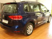 Usado VW Touran Business 115 CV (84 kW) 2017 Azul Monovolumen