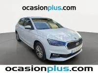 Usado Skoda Fabia Ambition 80 CV (58 kW) 2023 Blanco Utilitario