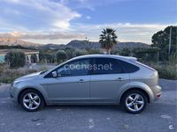 Usado Ford C-MAX Trend 90 CV (66 kW) 2007 Gris / plata Monovolumen