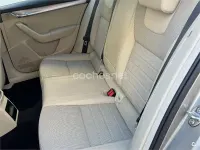 Usado Skoda Octavia Ambition 105 CV (77 kW) 2015 Beige Familiar