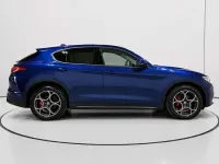 Usado Alfa Romeo Stelvio Sprint 190 CV (139 kW) 2021 Azul SUV