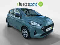 Usado Hyundai i10 63 CV (46 kW) 2024 Verde Utilitario