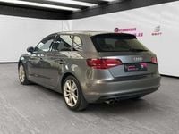 Usado Audi A3 Sportback Ambiente 150 CV (110 kW) 2014 Gris Utilitario