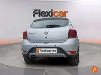 Usado Dacia Sandero Essentiel 90 CV (66 kW) 2019 Gris