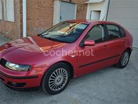 Usado Seat Leon Sport 180 CV (132 kW) 2000 Rojo Utilitario