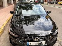 Usado Hyundai i30 110 CV (80 kW) 2024 Negro Berlina