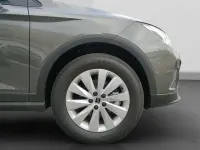 Usado Seat Arona Style 110 CV (80 kW) 2024 Plateado SUV
