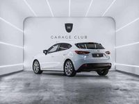 Usado Mazda 3 Luxury 120 CV (88 kW) 2014 Blanco Utilitario