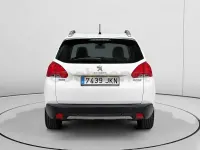 Usado Peugeot 2008 Allure 130 CV (95 kW) 2015 Blanco SUV