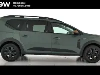 Usado Dacia Jogger Extreme 100 CV (73 kW) 2025 Verde Monovolumen