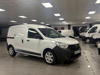 Usado Dacia Dokker Ambiance 90 CV (66 kW) 2018 Blanco Monovolumen