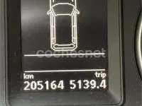 Usado VW Touran Advance 105 CV (77 kW) 2011 Gris / plata Monovolumen