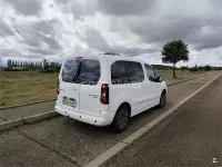 Usado Peugeot Partner Tepee Access 100 CV (73 kW) 2018 Blanco Monovolumen