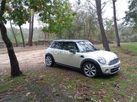 Usado Mini Cooper D 110 CV (80 kW) 2011 Beige Utilitario