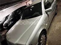 Usado Mercedes C240 Elegance 170 CV (125 kW) 2000 Gris / plata Berlina