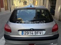 Usado Peugeot 206 75 CV (55 kW) 2001 Gris / plata Berlina