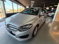 Usado Mercedes B180 109 CV (80 kW) 2015 Gris / plata Utilitario