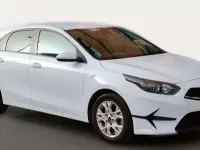 Usado Kia Ceed 120 CV (88 kW) 2023 Blanco Utilitario