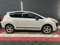 Usado Peugeot 3008 Style 115 CV (84 kW) 2013 Blanco Familiar