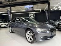 Usado BMW 318 Comfort Edition 143 HP (105 kW) 2014 Cinzento Sedan