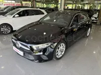 Usado Mercedes A200 150 CV (110 kW) 2020 Negro Utilitario