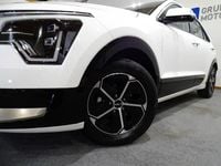 Usado Kia Niro 141 CV (103 kW) 2024 Blanco SUV
