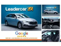 Usado Skoda Octavia Ambition 150 CV (110 kW) 2022 Plateado Familiar