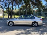 Usado BMW 318 143 HP (105 kW) 2014 Cinzento Sedan