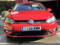 Usado VW Golf VII 110 CV (80 kW) 2018 Rojo Familiar
