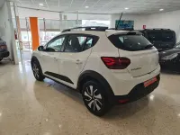 Usado Dacia Sandero Expression 101 CV (74 kW) 2025 Blanco Utilitario