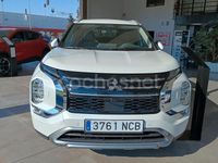 Usado Mitsubishi Outlander P-HEV 306 CV (225 kW) 2025 Blanco SUV