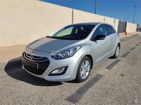 Usado Hyundai i30 110 CV (80 kW) 2014 Gris / plata Berlina