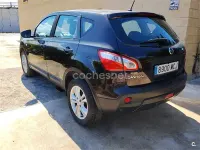 Usado Nissan Qashqai Acenta 115 HP (84 kW) 2011 Cinzento SUV