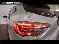 Usado Renault Clio V Techno 100 CV (73 kW) 2025 Gris Berlina