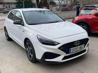 Usado Hyundai i30 N Line 120 CV (88 kW) 2023 Blanco Berlina