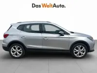 Usado Seat Arona FR 150 CV (110 kW) 2024 Gris plata SUV
