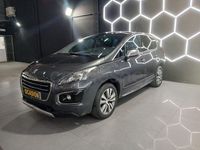 Usado Peugeot 3008 Allure 120 CV (88 kW) 2014 Gris / plata Familiar